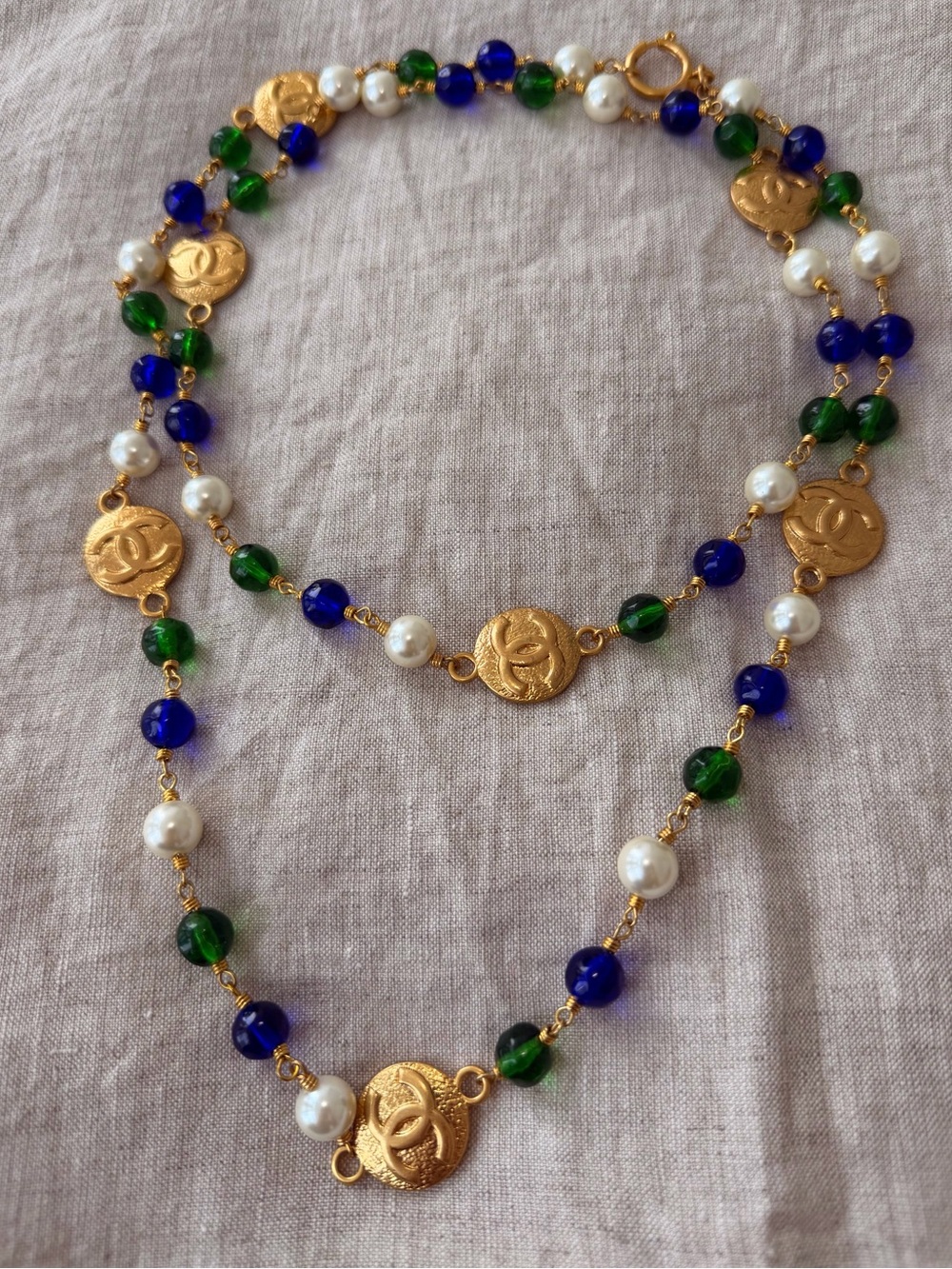💚Vintage CHANEL Coin Logo Necklace with Blue, Green & Pearl Beads💙 - Picture 7 of 7